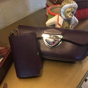 LV Pochetta Montaigne with matching wallet